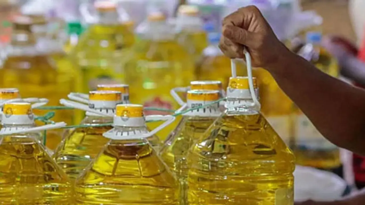 হঠাৎ তেলের বাজার ঊর্ধ্বমুখী