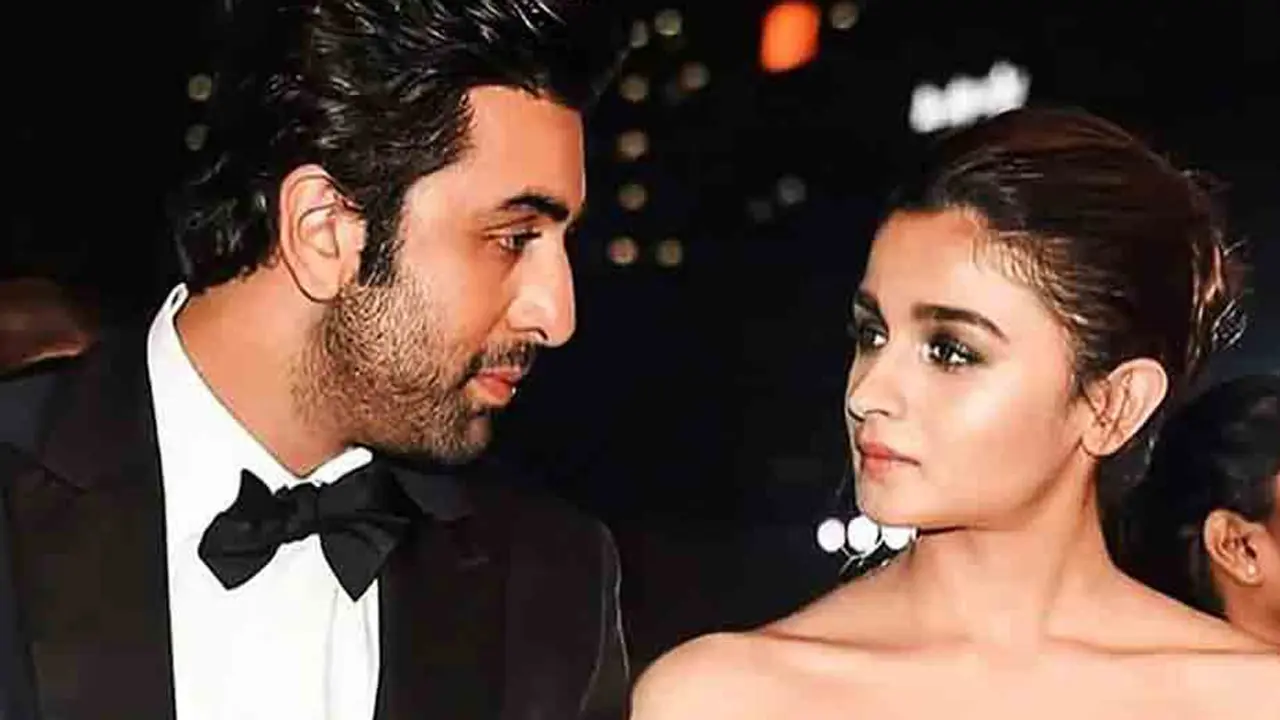 বিয়ের পর ‘কাপুর’ হতে চান আলিয়া, কী বলছেন রণবীর?