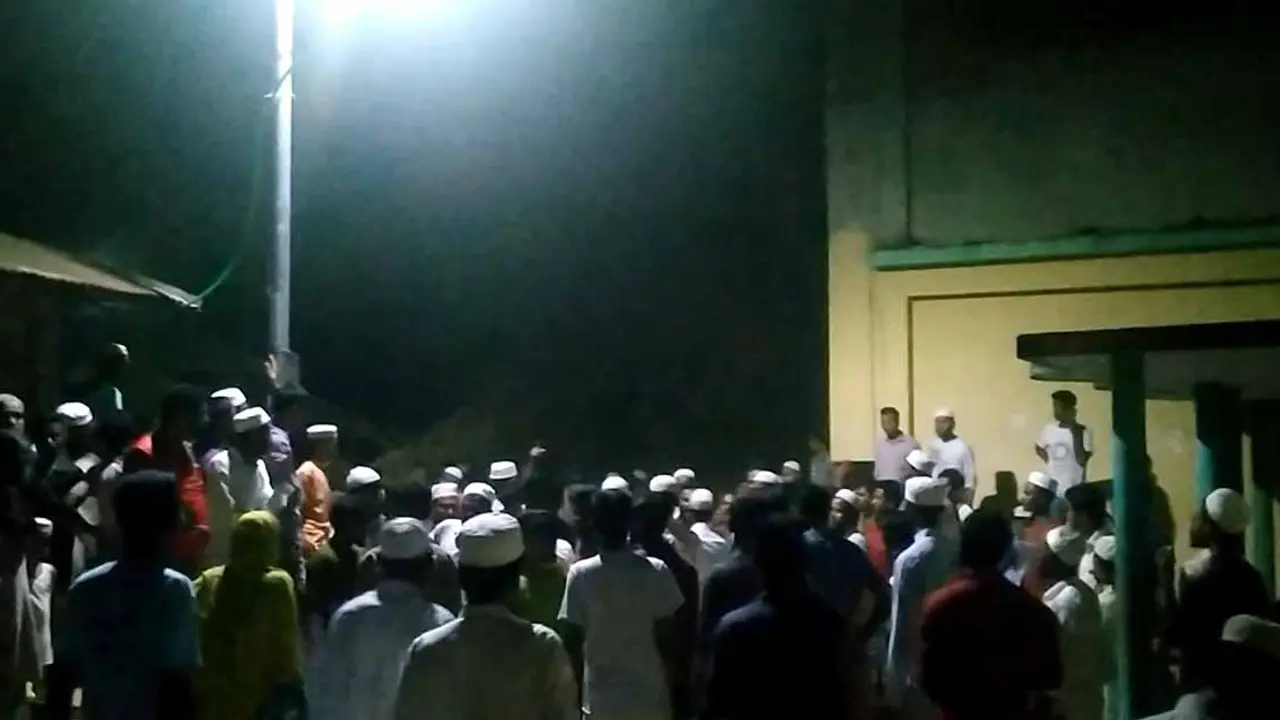 মসজিদ কমিটিতে পদ না পেয়ে খতিবকে মারধর