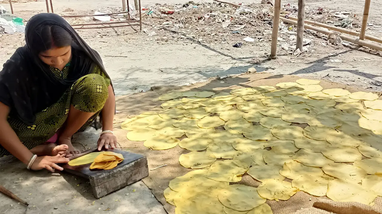 যে কারণে জনপ্রিয় দিনাজপুরের পাঁপড়
