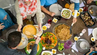 How to overcome hunger pangs during fasting hours