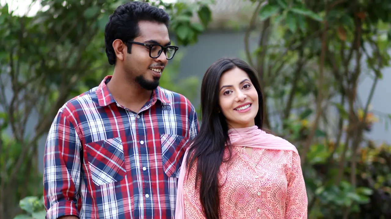 সৌমি ও রেজওয়ানের গল্পটা প্রেমের