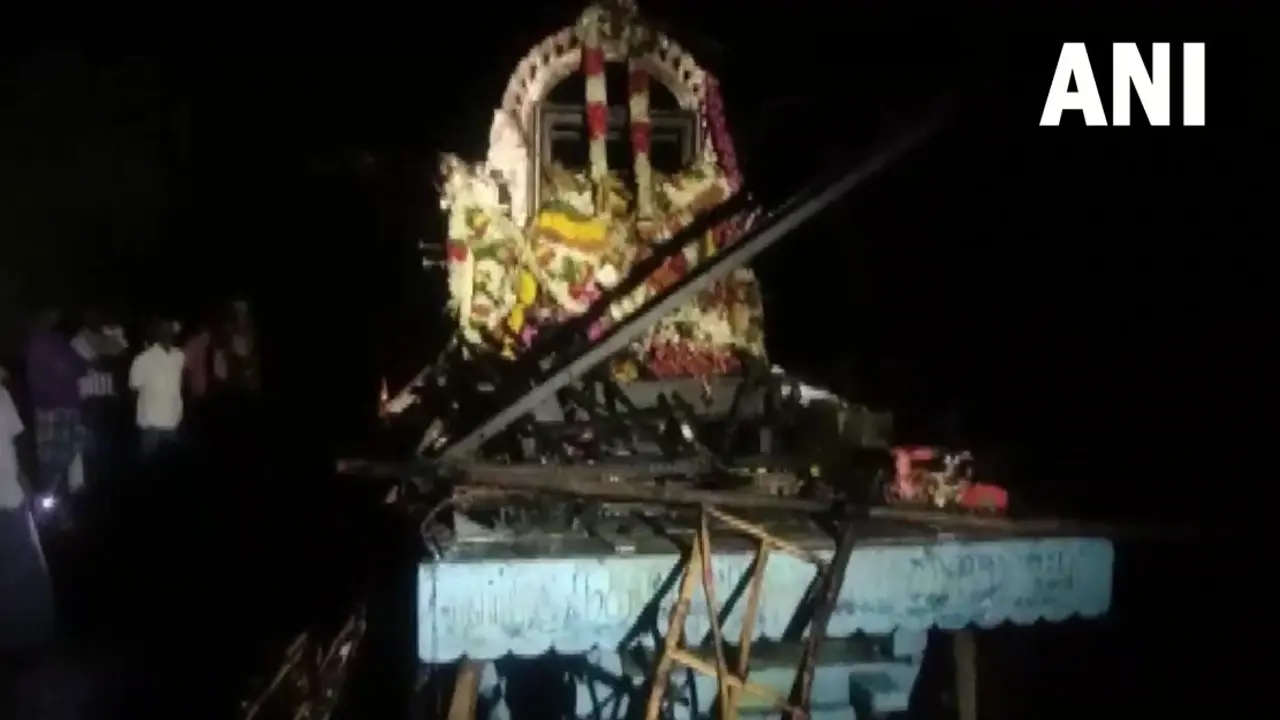 তামিলনাড়ুতে রথযাত্রায় বিদ্যুতায়িত হয়ে শিশুসহ নিহত অন্তত ১১