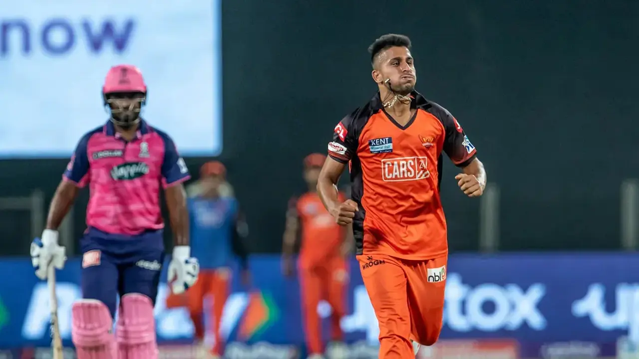 কাশ্মীরের উমরান মালিকে মাতোয়ারা ভারত