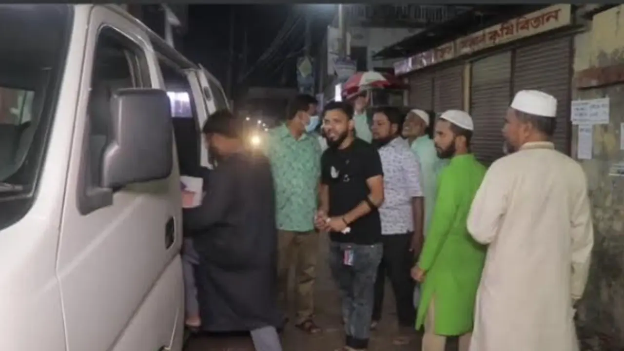 ইফতারি খেয়ে ৯ বিচারকসহ অসুস্থ ৩০, গ্রেপ্তার ৩