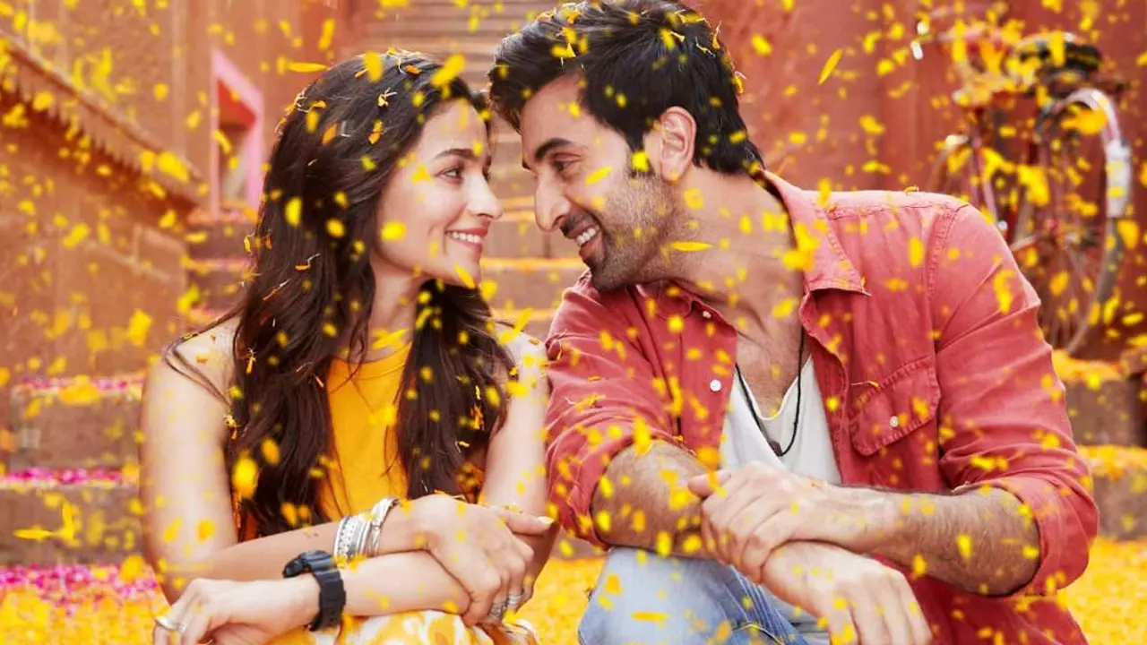 যেসব অভ্যাসে বিবাহিত জীবনে সুখী হবেন