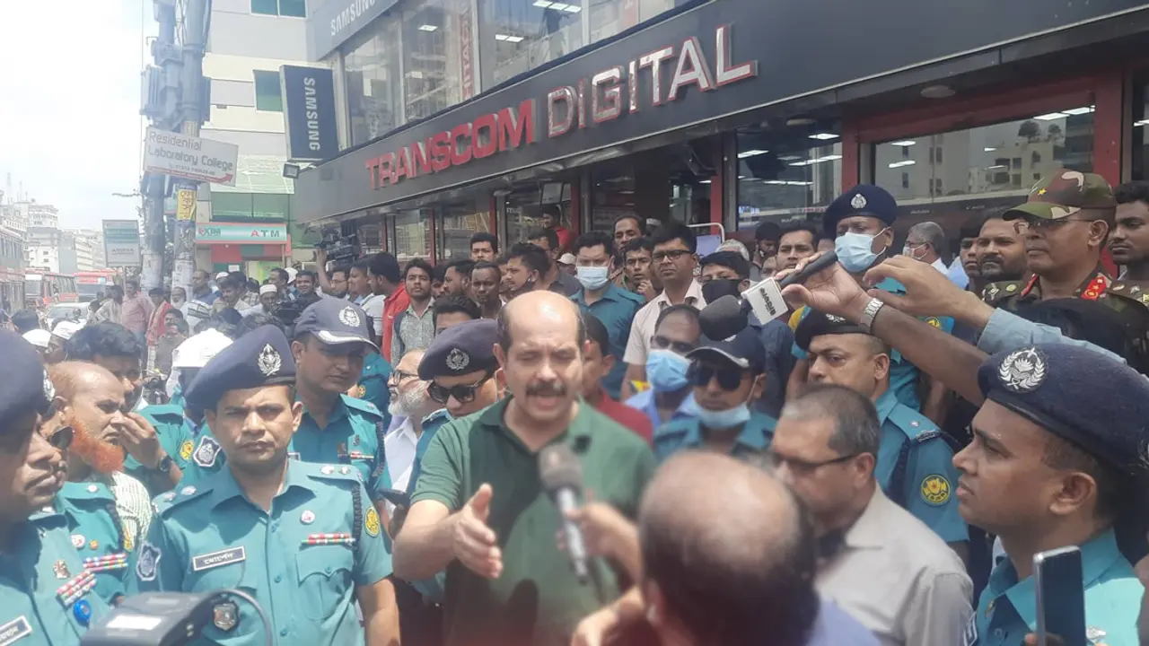 ঢাকায় বিআরটি প্রকল্পের সব কাজ বন্ধ : মেয়র আতিক