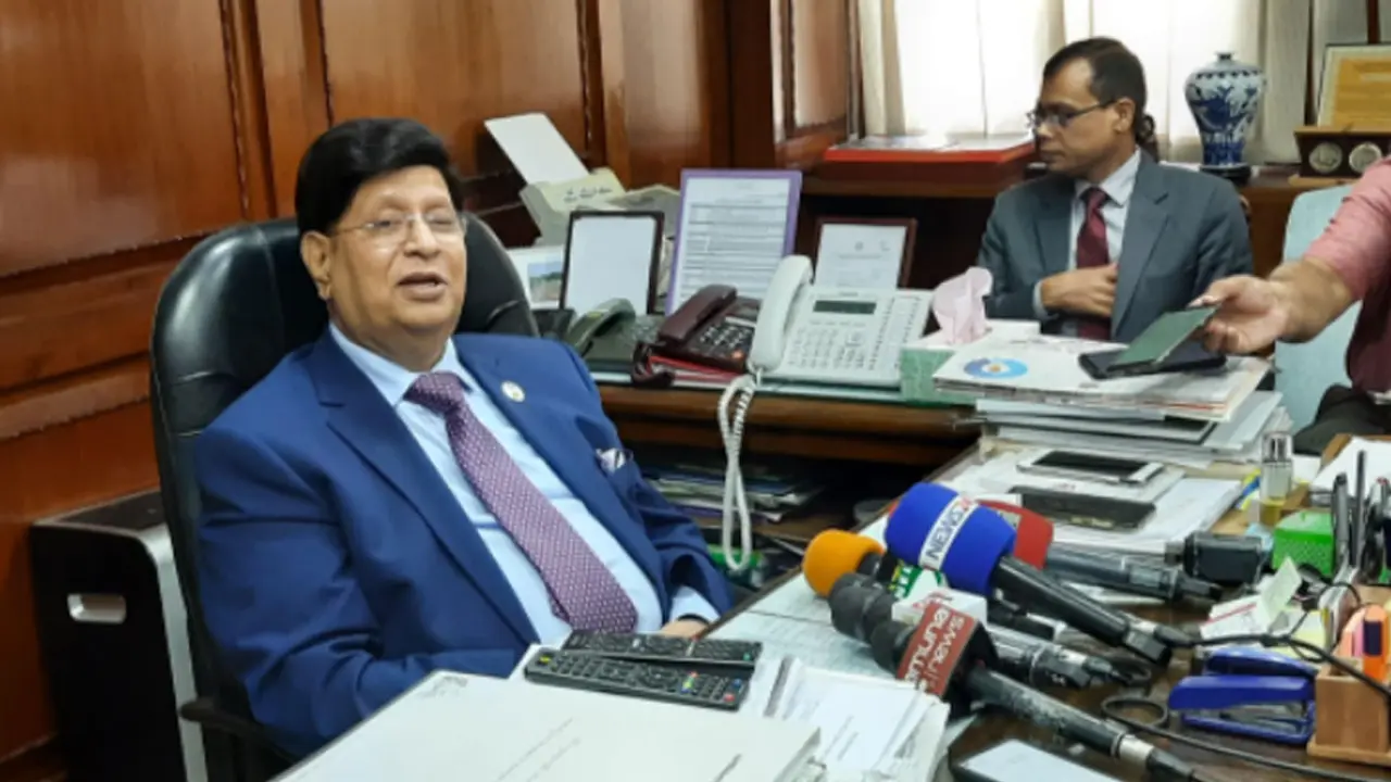 পররাষ্ট্রমন্ত্রীকে ৪৮ ঘণ্টার মধ্যে পদত্যাগ করতে লিগ্যাল নোটিশ