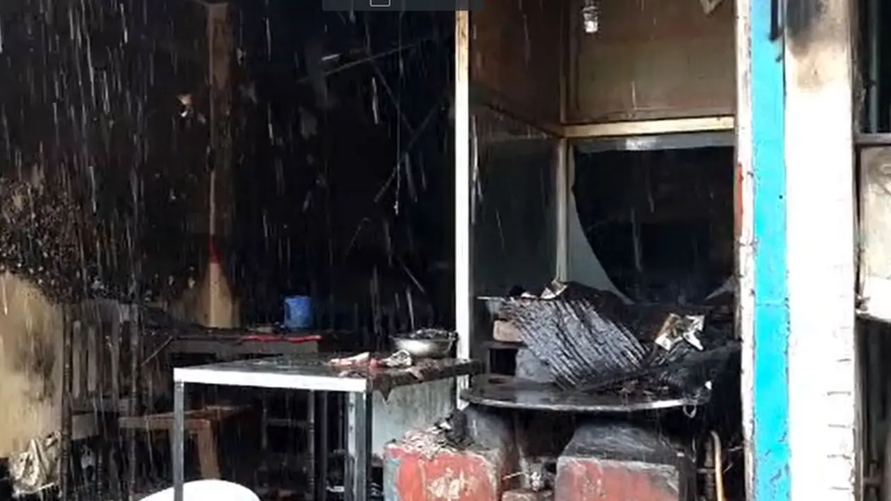 চকবাজারে আগুনের ঘটনায় হোটেলের ২ কর্মী নিখোঁজ