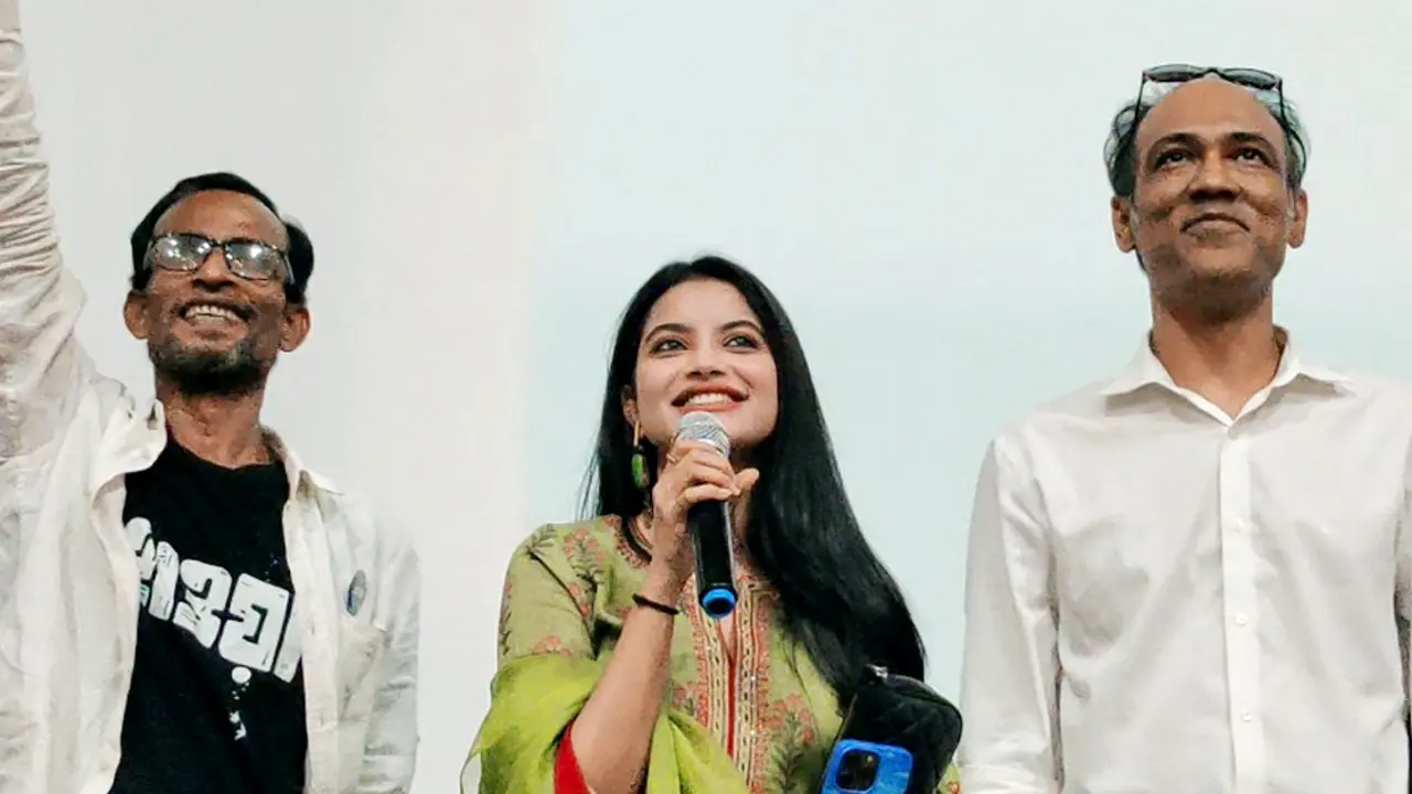 ময়মনসিংহে ‘হাওয়া’র টিকিট বিক্রি ১০ লাখ টাকা ছাড়িয়ে