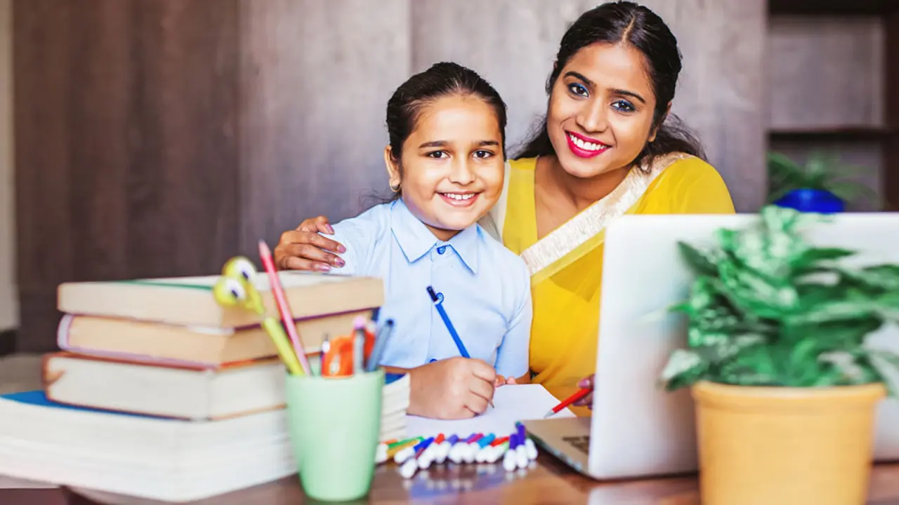 মায়ের যে গুণগুলো সন্তানকে সফল করে