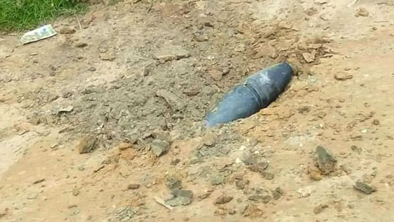 বাংলাদেশের মাটিতে মিয়ানমারের মর্টার শেল