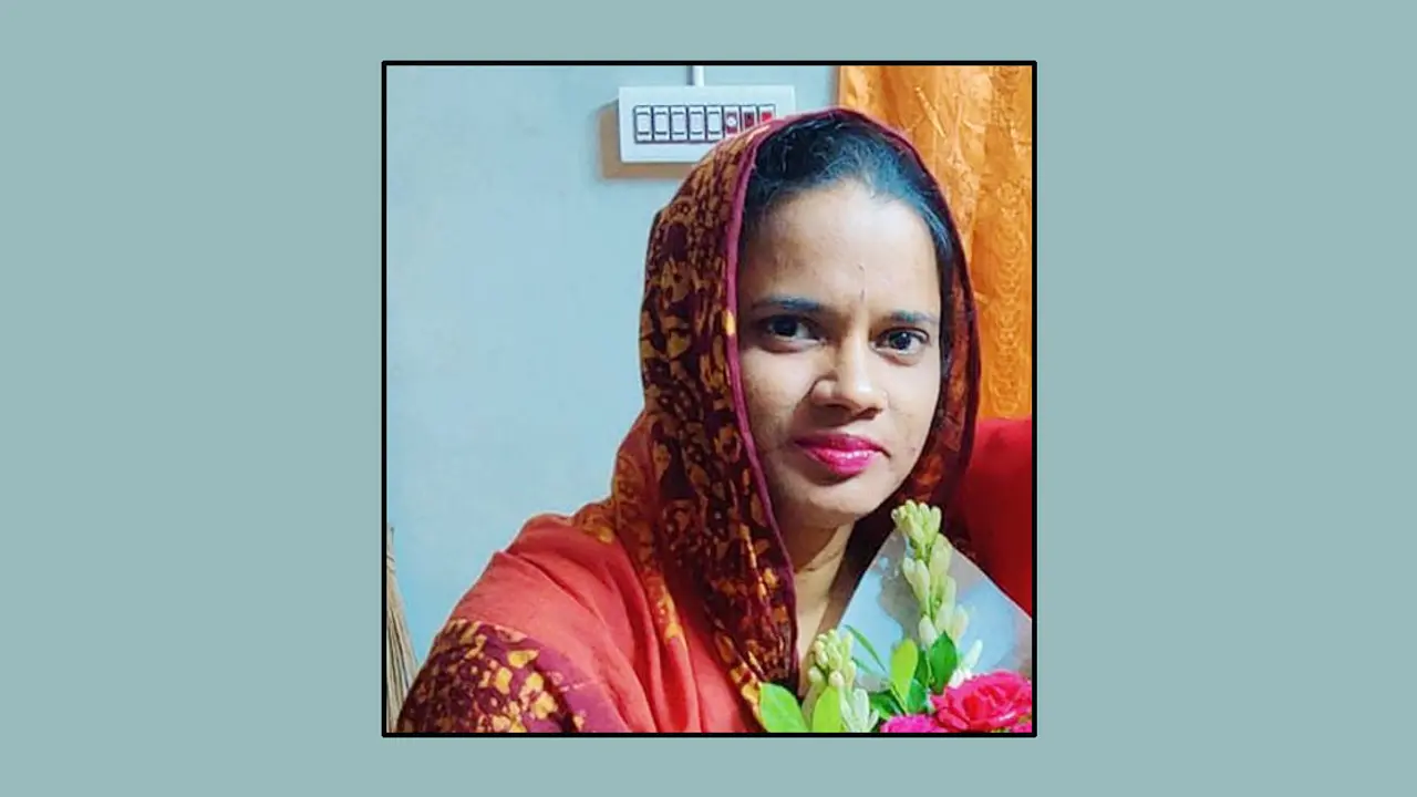 বাবার বাড়িতে শায়িত হলেন সেই নারী শিক্ষক