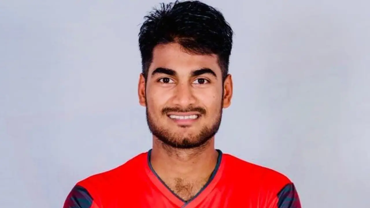 এশিয়া কাপের দলে হঠাৎ নাঈম শেখ