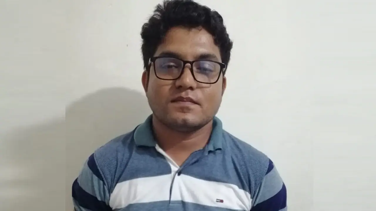 ফেসবুকে প্রধানমন্ত্রীকে নিয়ে কটূক্তি, যুবক গ্রেপ্তার