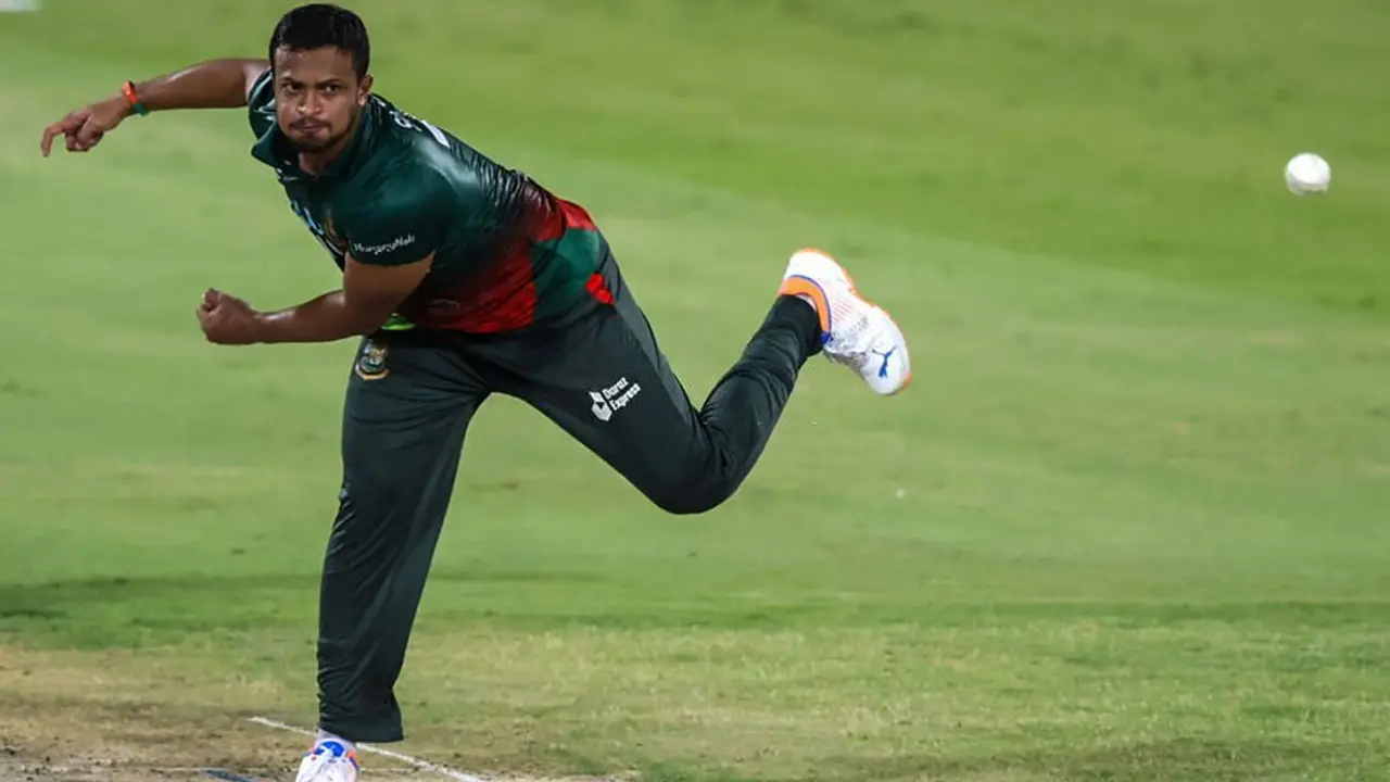 দল হারলেও সুখবর পেলেন সাকিব
