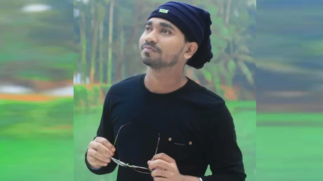 প্রেমিকার বাড়িতে ফাঁস নিলেন প্রেমিক