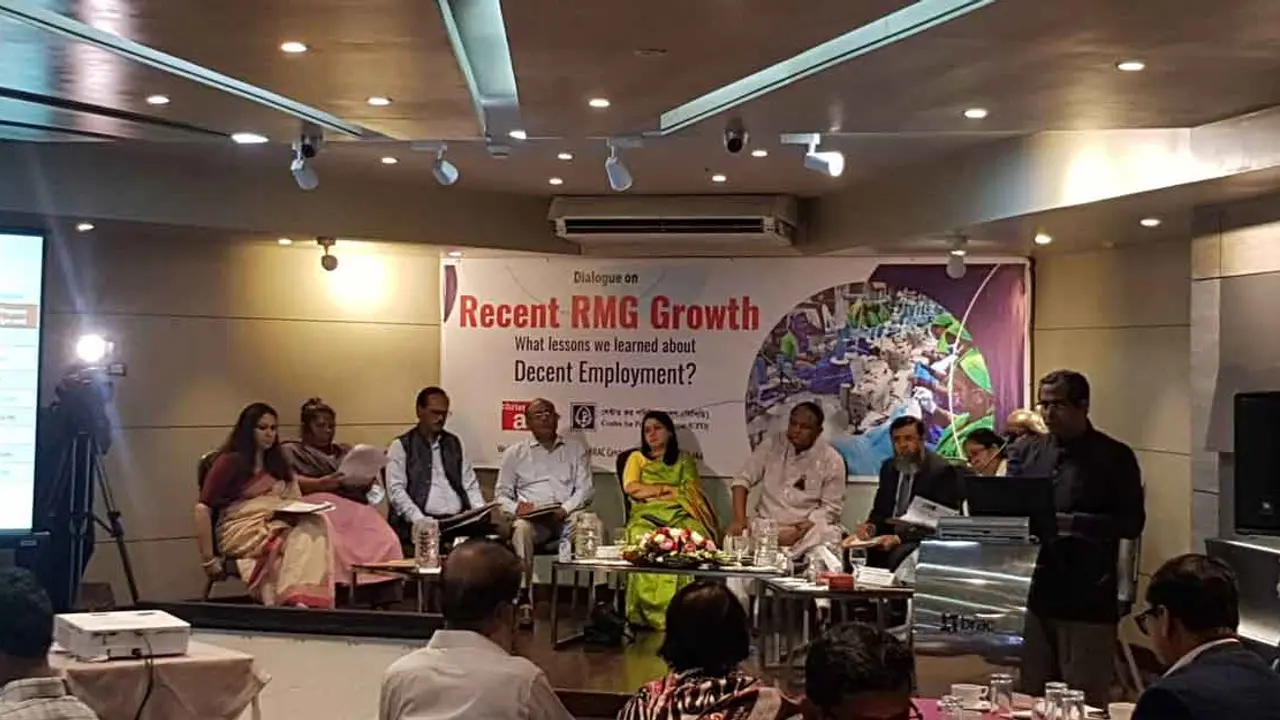 করোনার টিকার দ্বিতীয় ডোজ নেননি ৮০ শতাংশ পোশাক শ্র‌মিক