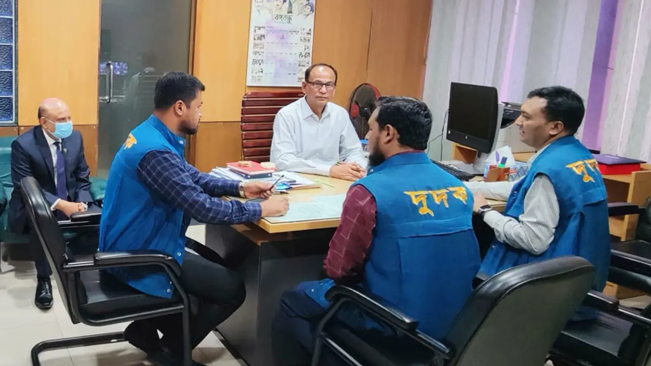 তিতাসে বেতন পায় মৃত বা বিদেশে থাকা নিরাপত্তাপ্রহরীরাও!
