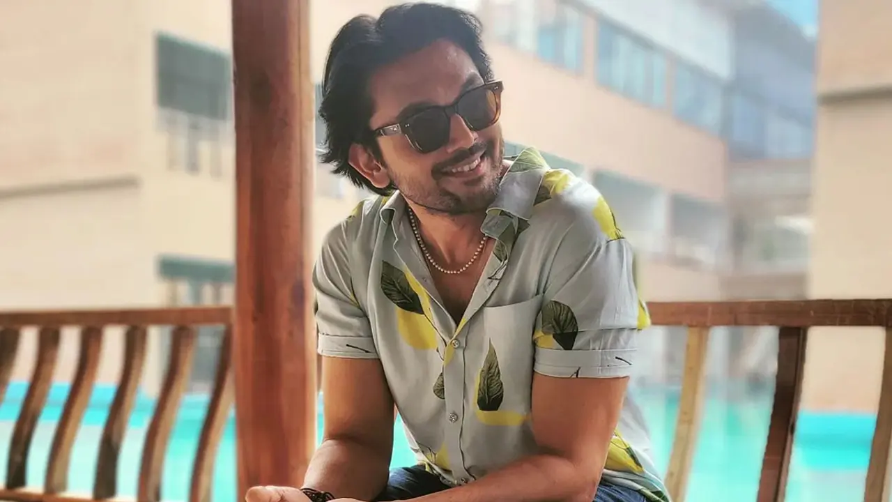 আবারও রোমান্টিক সিনেমায় আরিফিন শুভ
