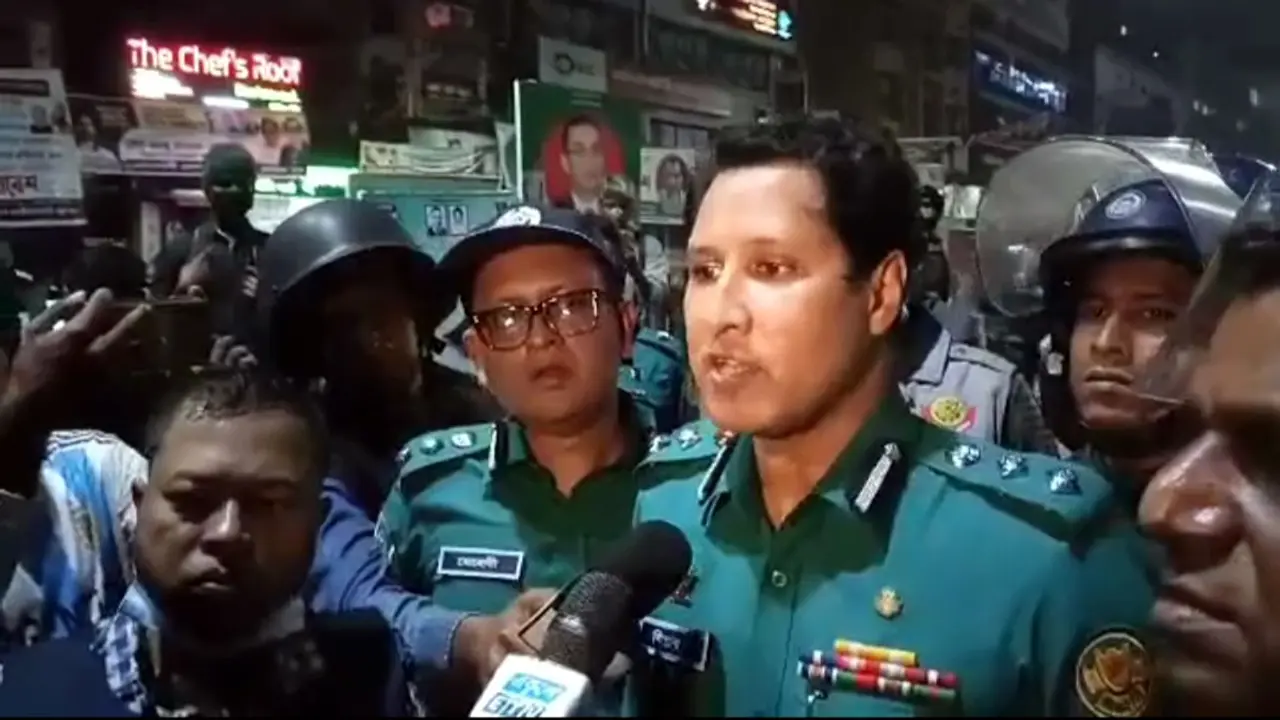 নয়াপল্টন থেকে অসংখ্য বোমা উদ্ধার, গ্রেপ্তারও অনেক