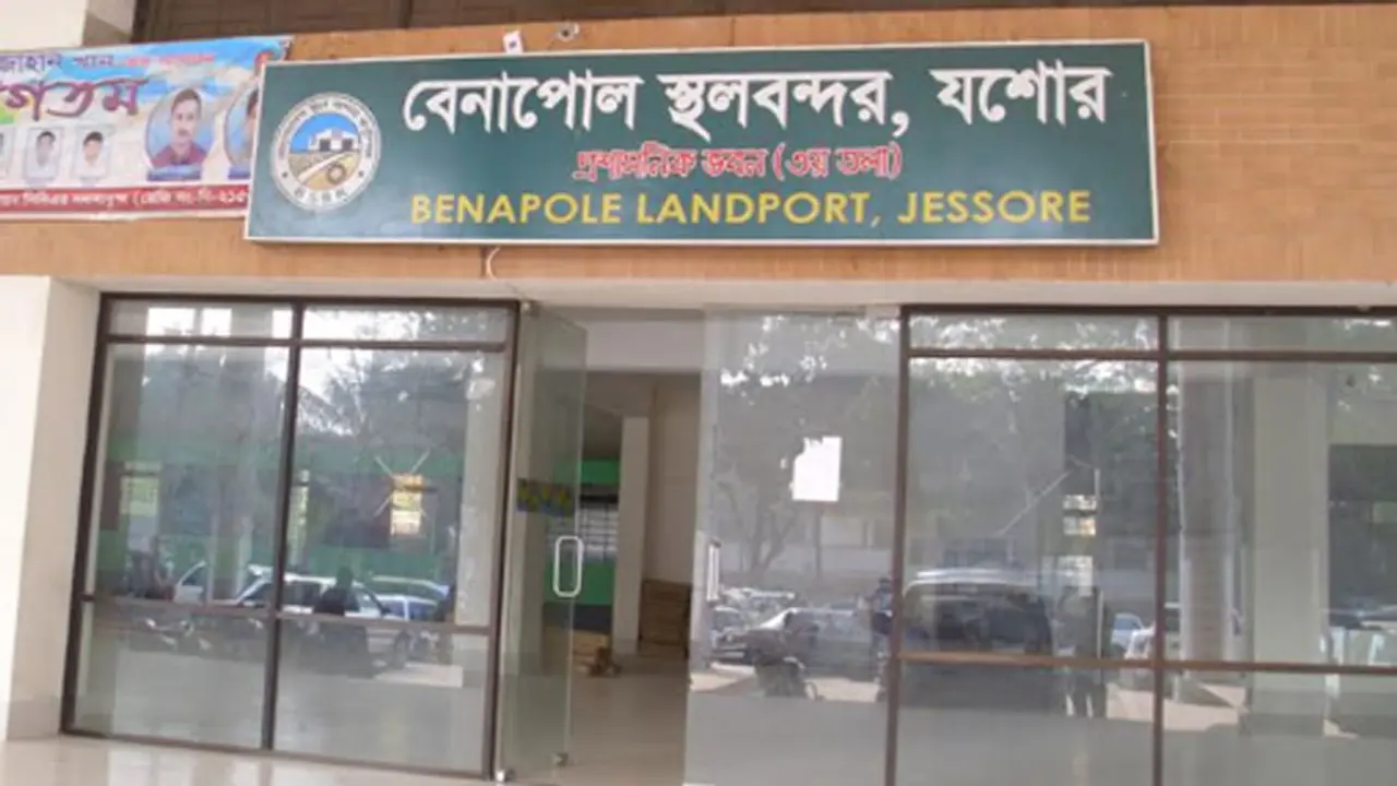 করোনার সংক্রমণ বাড়ার শঙ্কা, বেনাপোল চেকপোস্টে সতর্কতা