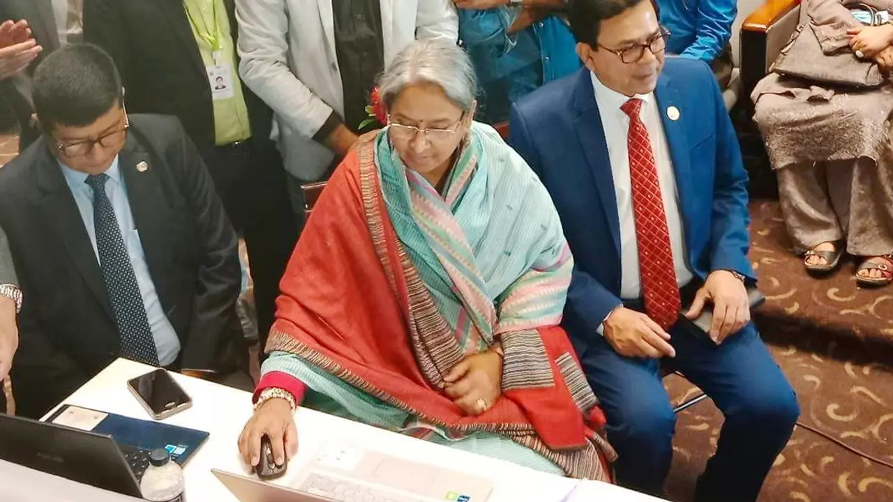 শিক্ষায় ইতিবাচক পরিবর্তন আনতে চাই : শিক্ষামন্ত্রী