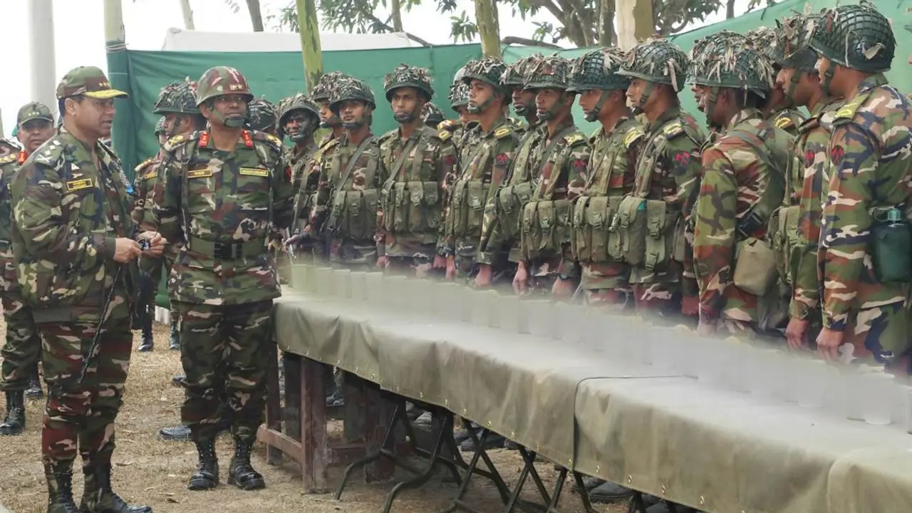 চ্যালেঞ্জ মোকাবিলায় সেনা সদস্যদের প্রস্তুত থাকার নির্দেশ