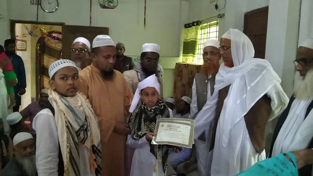 ৯ মাসে হাফেজ হলো ৯ বছরের শিশু