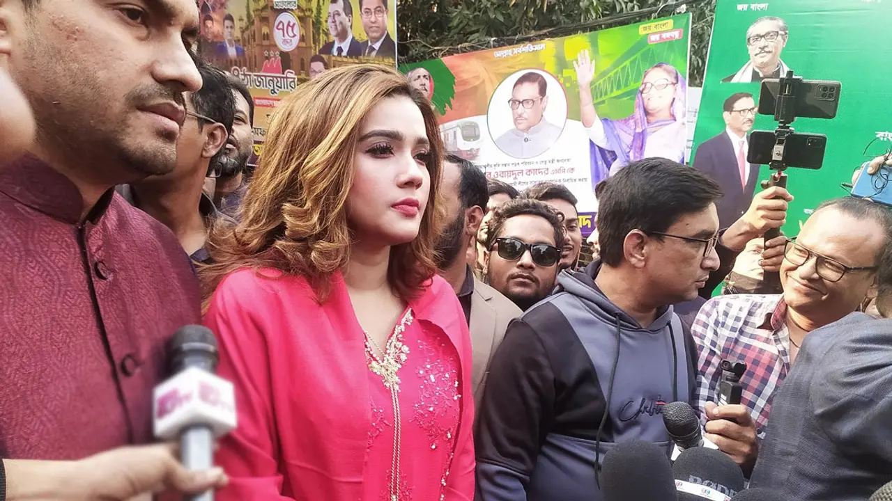 ৫০ হাজার ভোটের ব্যবধানে জিতব : মাহিয়া মাহি