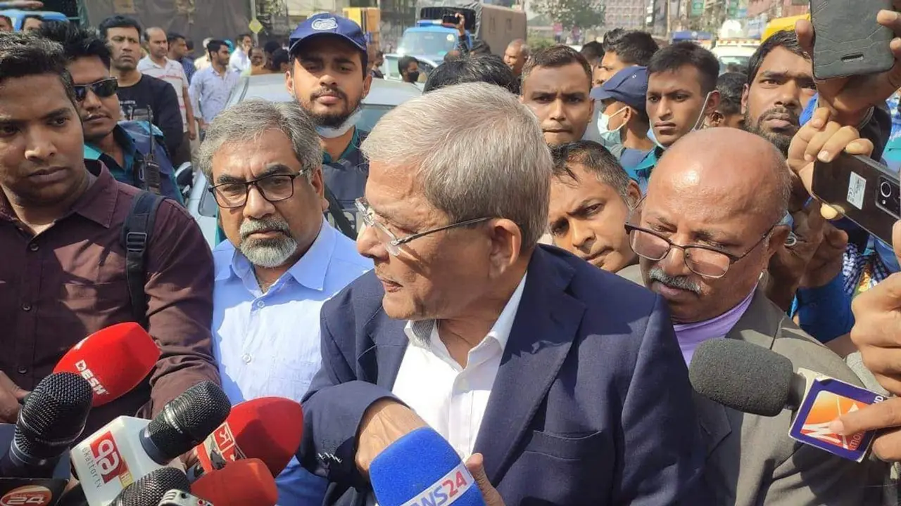 কেন্দ্রীয় কার্যালয়ে যেতে না পেরে ফিরে গেলেন মির্জা ফখরুল