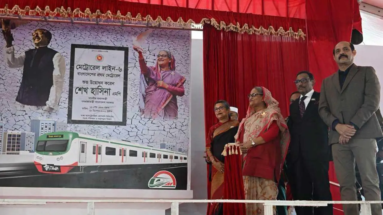 মেট্রোরেলের উদ্বোধন করলেন প্রধানমন্ত্রী