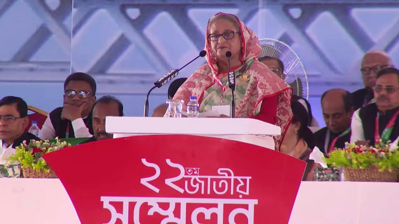 আঘাত আসবে, মোকাবিলা করেই এগিয়ে যেতে হবে