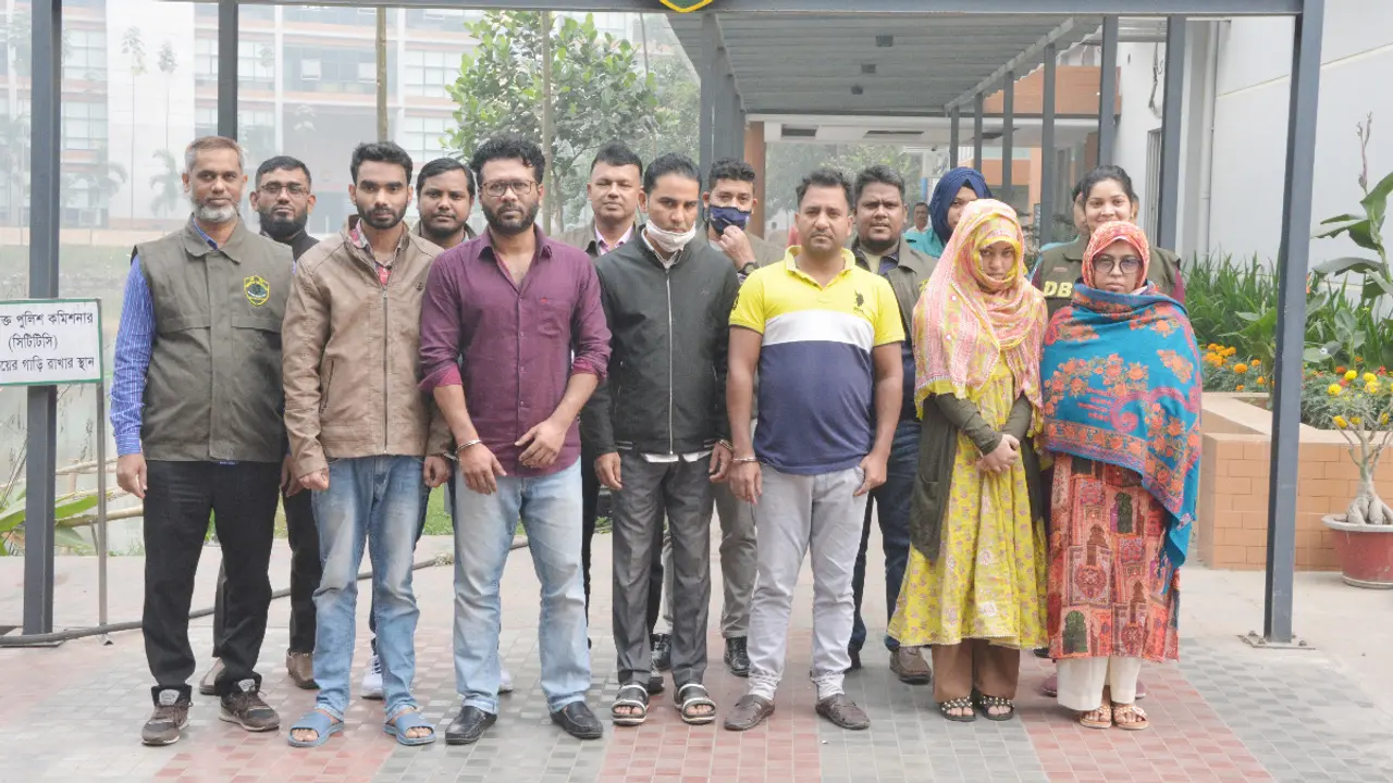 লাইভ পর্ন ভিডিও স্ট্রিমিংয়ের মাধ্যমে কোটি টাকা আত্মসাৎ
