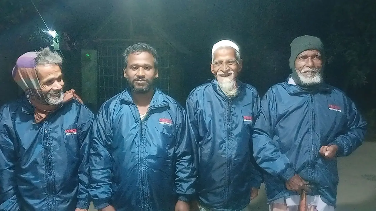 প্রিসিলার উপহার পেয়ে খুশি ঠাকুরগাঁওয়ের শীতার্তরা