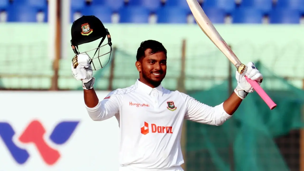 সেঞ্চুরি করে কোহলি-দ্রাবিড়ের বাহবা কুড়ালেন জাকির