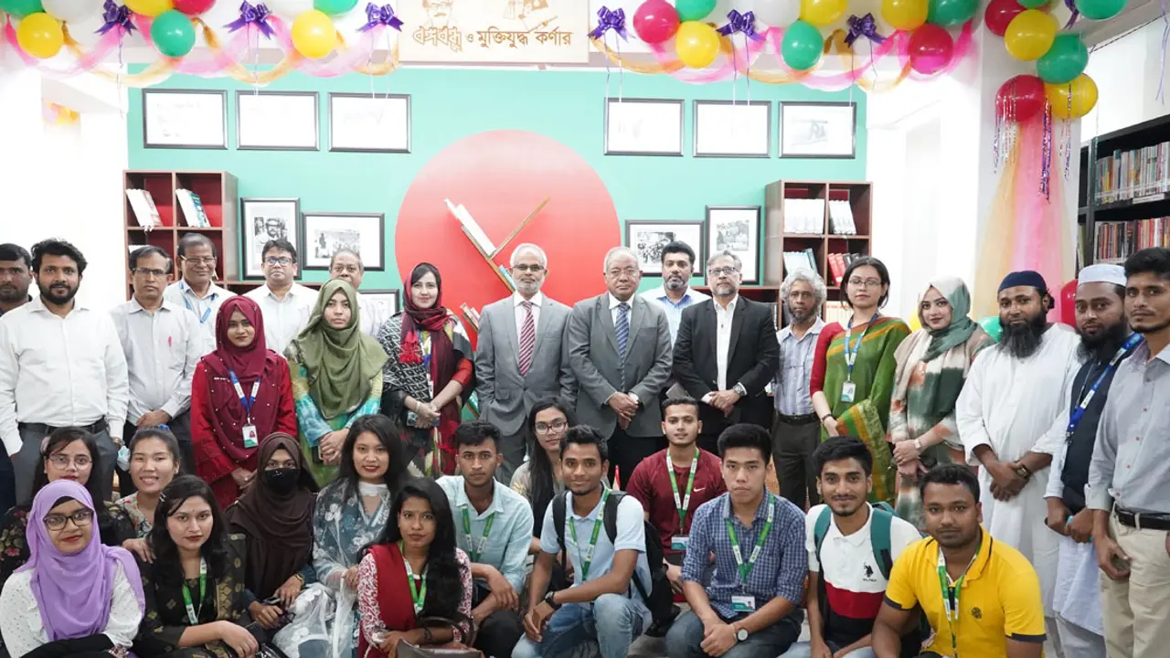 গ্রিন ইউনিভার্সিটিতে ‘বঙ্গবন্ধু ও মুক্তিযুদ্ধ কর্নার’ উদ্বোধন