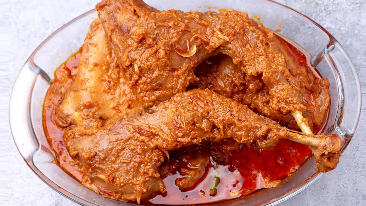 বিয়ে বাড়ির চিকেন রোস্ট তৈরির রেসিপি