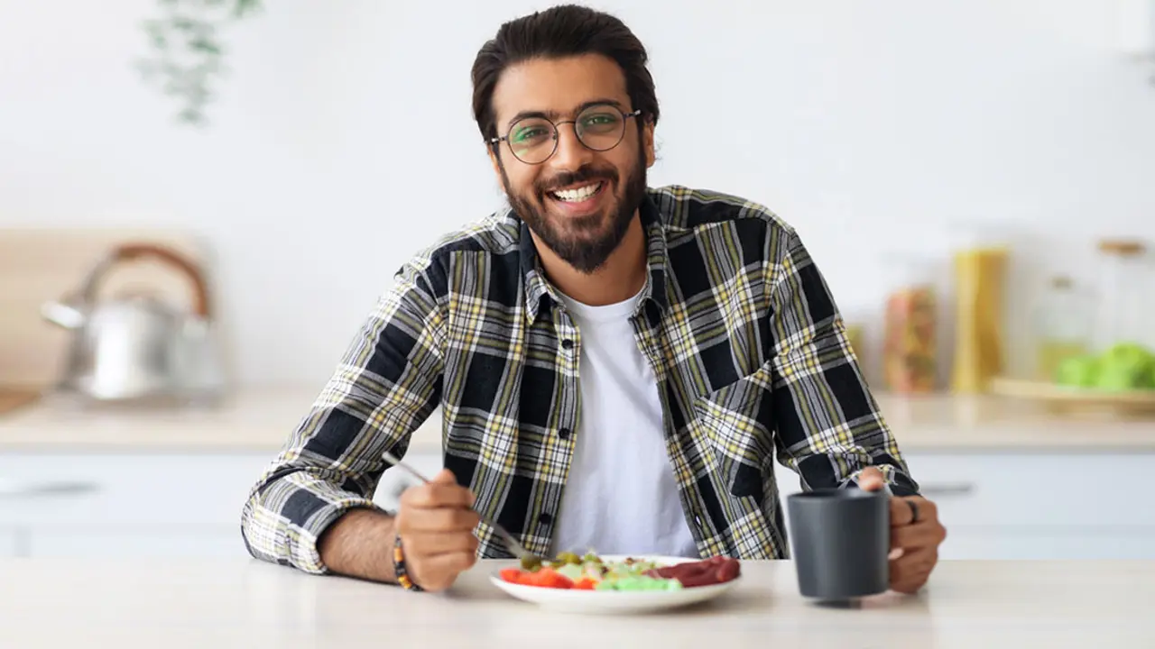ওজন বাড়াতে চাইলে যে ৭ খাবার খাবেন