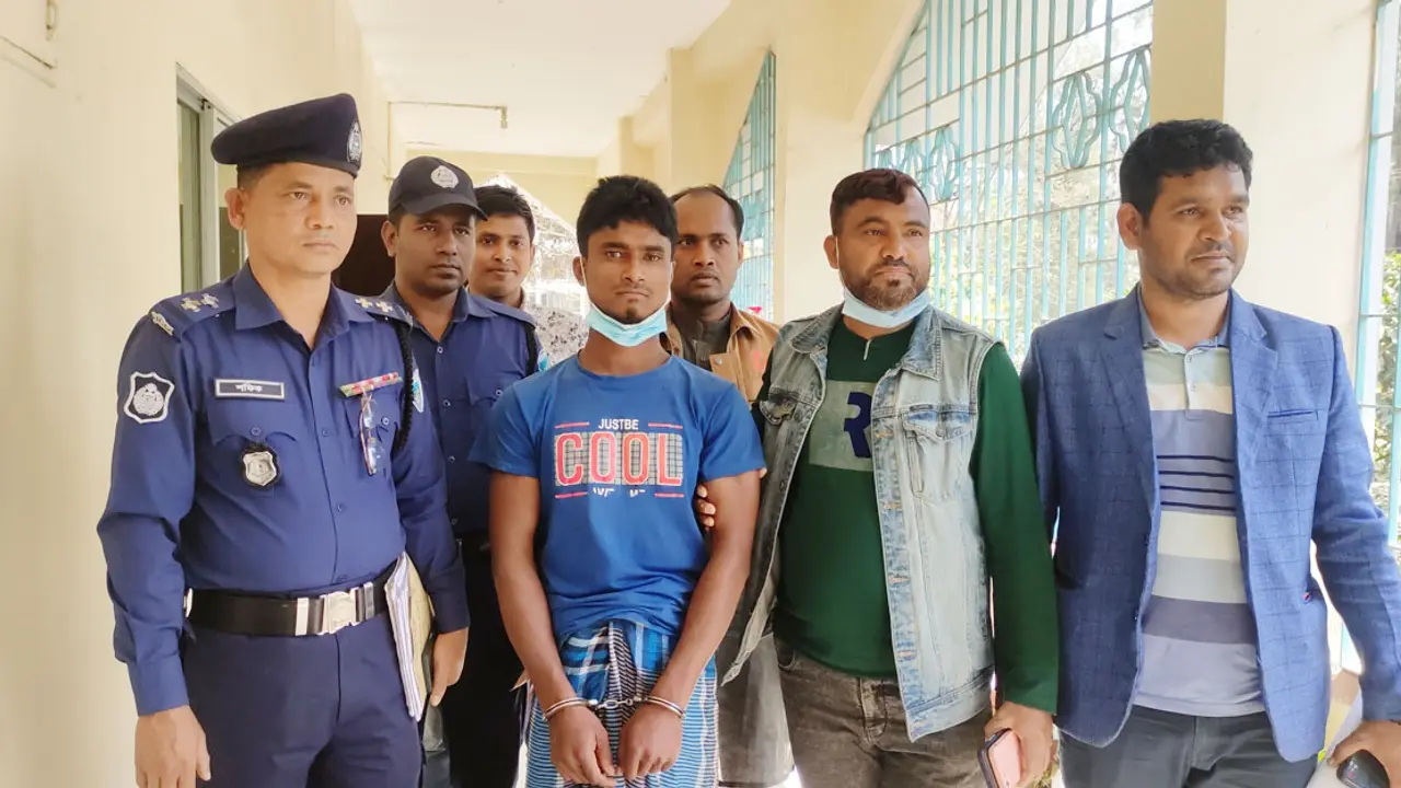 নার্সকে হত্যার আগে ধর্ষণ করে অটোরিকশাচালক রুবেল