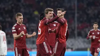 Lewandowski hat-trick sinks Salzburg in UCL