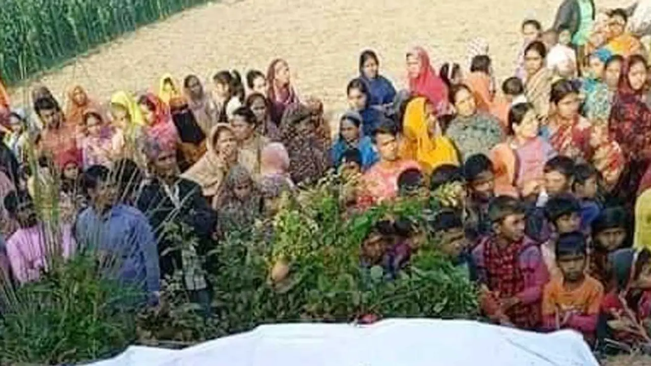 সড়ক দুর্ঘটনায় মারা গেলেন দুই মামা, হাসপাতালে ভাগনি