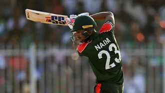 Tigers in trouble after quick strikes