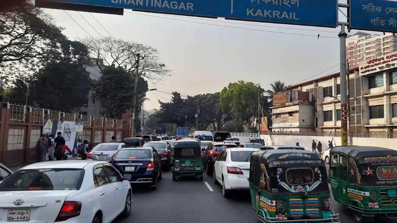 সকালেই যানজটে নাকাল রাজধানীবাসী