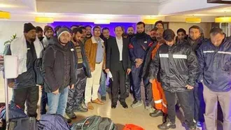 Stranded 28 Bangladeshi sailors to return Wednesday