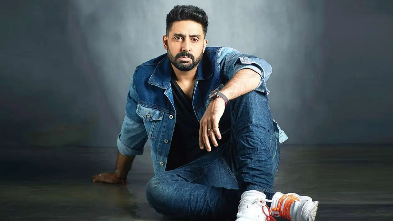 ক্যারিয়ার শুরুতে প্রোডাকশন বয় ছিলেন অভিষেক!