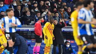 Barcelona snatch late draw in thrilling derby