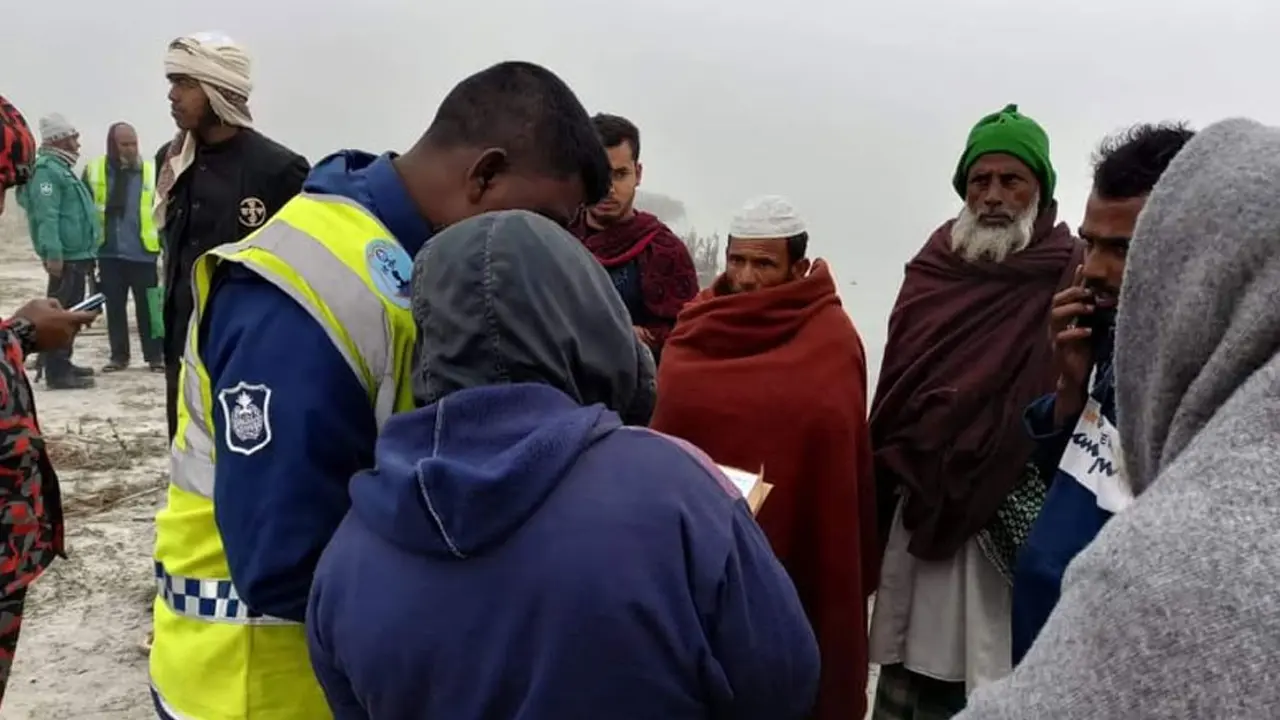 বরিশালে যাত্রীবাহী ট্রলারডুবি, নিহত ৩