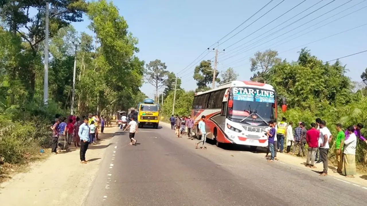 ৫ ভাই নিহতের জায়গায় ফের দুর্ঘটনা, আহত ২