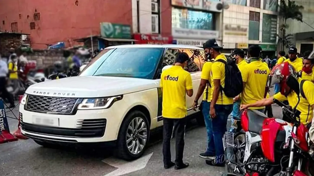 ইভ্যালির ৭ গাড়ির নিলাম আজ